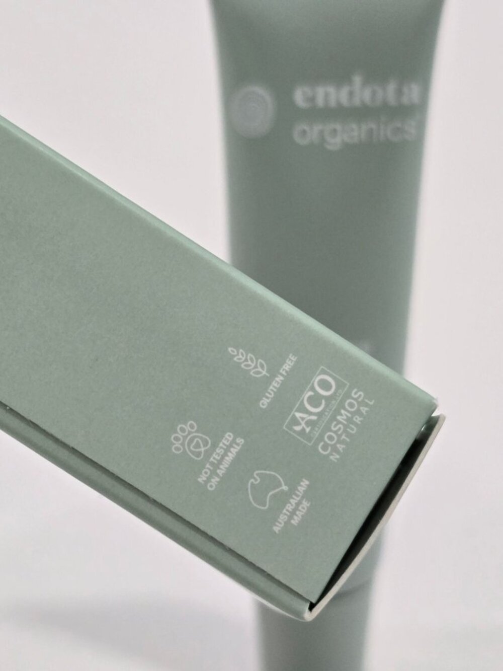 Endota Organics ✦ Hydrating Lip Balm ✦ Calendula Peppermint Nourishing 15g NWT - Picture 7 of 8